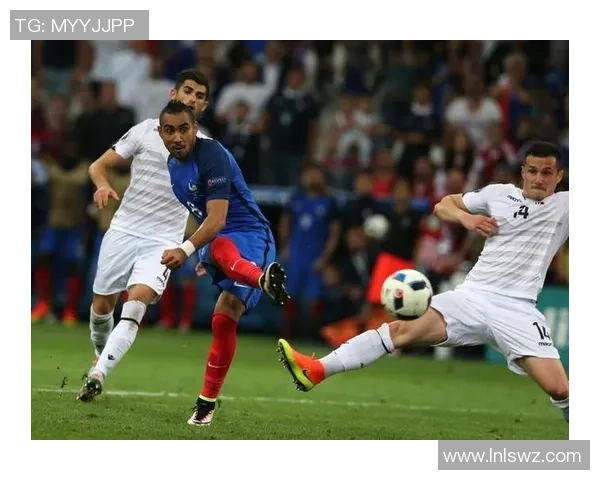 足球明星帕耶图片